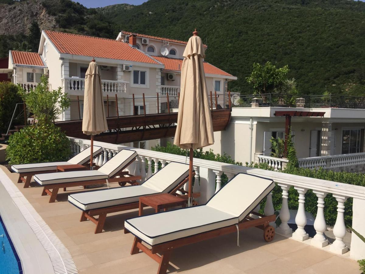 Monte Aria Panorama Suites Herceg Novi Buitenkant foto